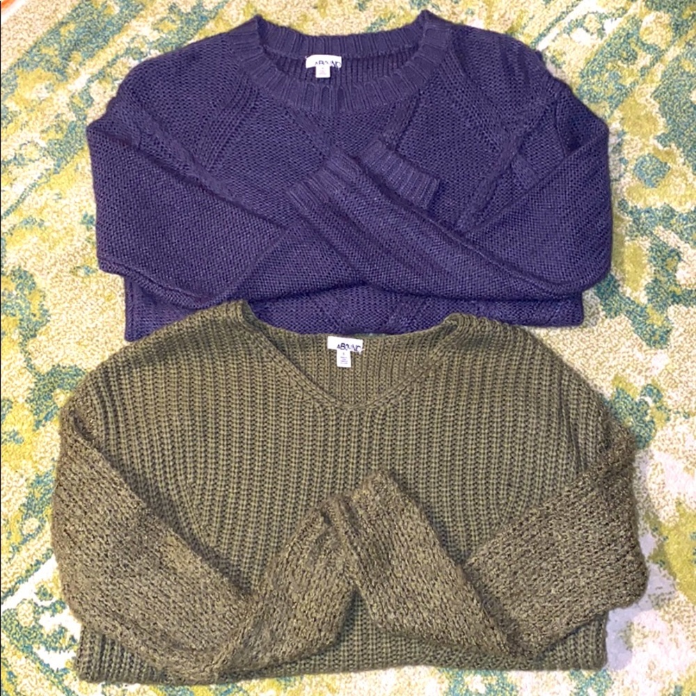 Green and purple chunky sweater bundle